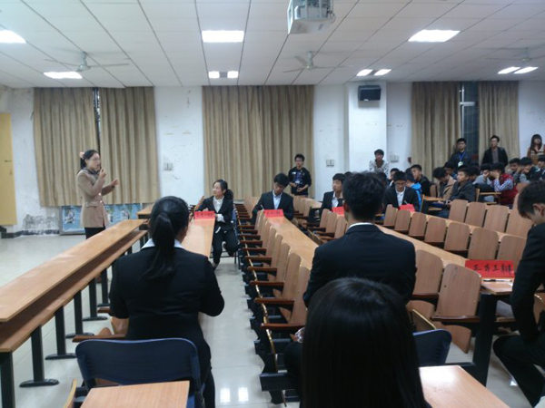 辯論賽新聞稿寫(xiě)作技巧與范文分享