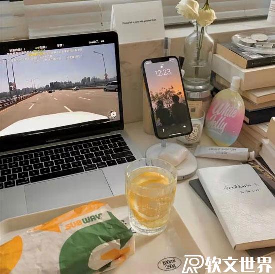 2022年最火文案60條，句句走心（朋友圈必備）